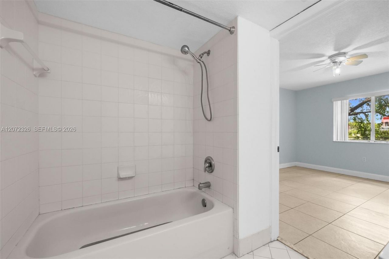2930 SE 12th Rd , Unit 101-31, Homestead, FL 33035 Photo