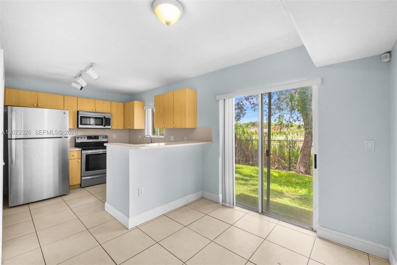 2930 SE 12th Rd , Unit 101-31, Homestead, FL 33035 Photo
