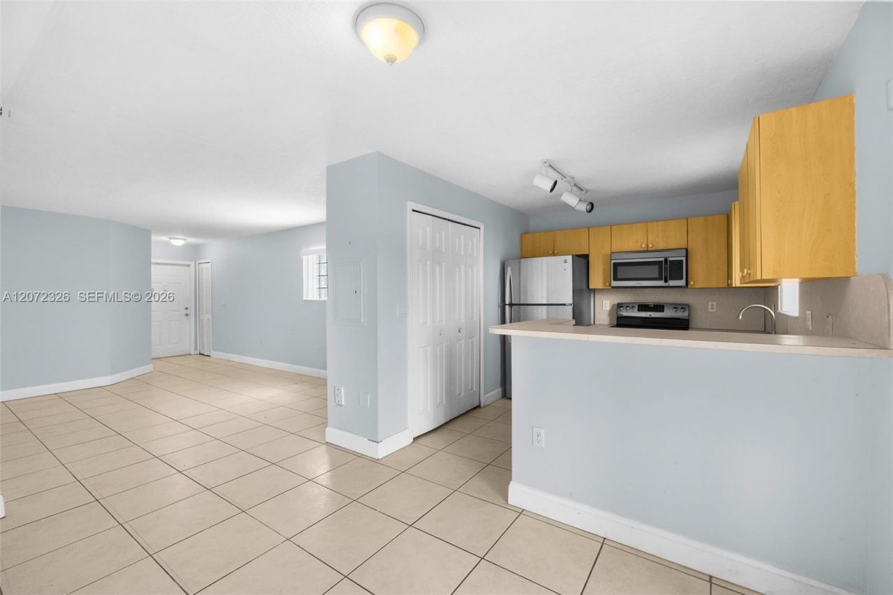 2930 SE 12th Rd , Unit 101-31, Homestead, FL 33035 Photo