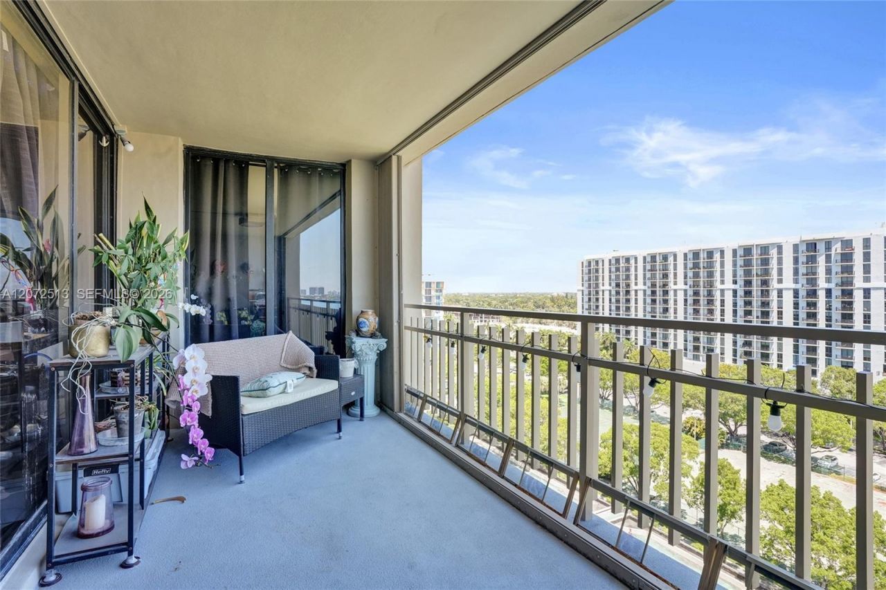 11113 Biscayne Blvd , Unit 1156, Miami, FL 33181 Photo