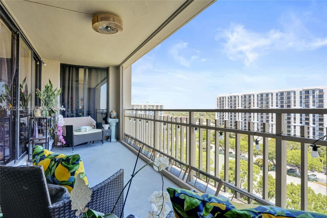 11113 Biscayne Blvd , Unit 1156, Miami, FL 33181 Photo