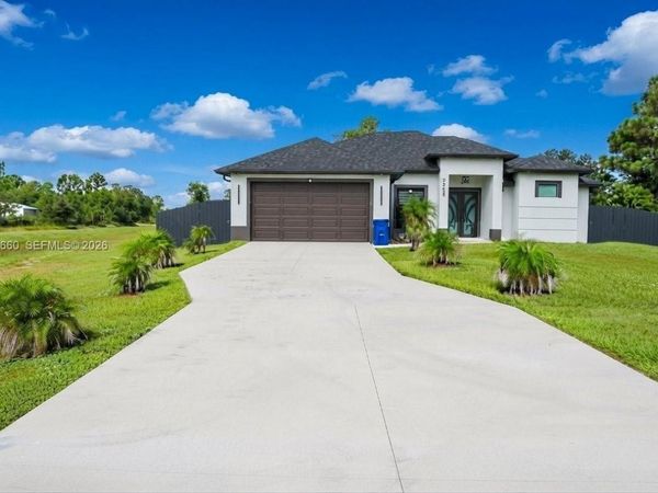 3705 N SUNSHINE BLVD N , Lehigh Acres, FL 33971