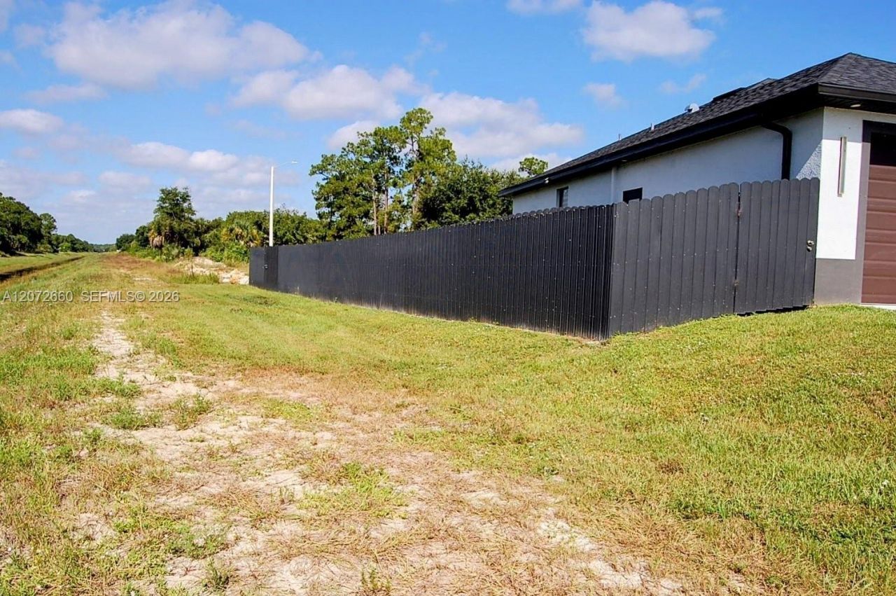 3705 N Sunshine Blvd N , Lehigh Acres, FL 33971 Photo