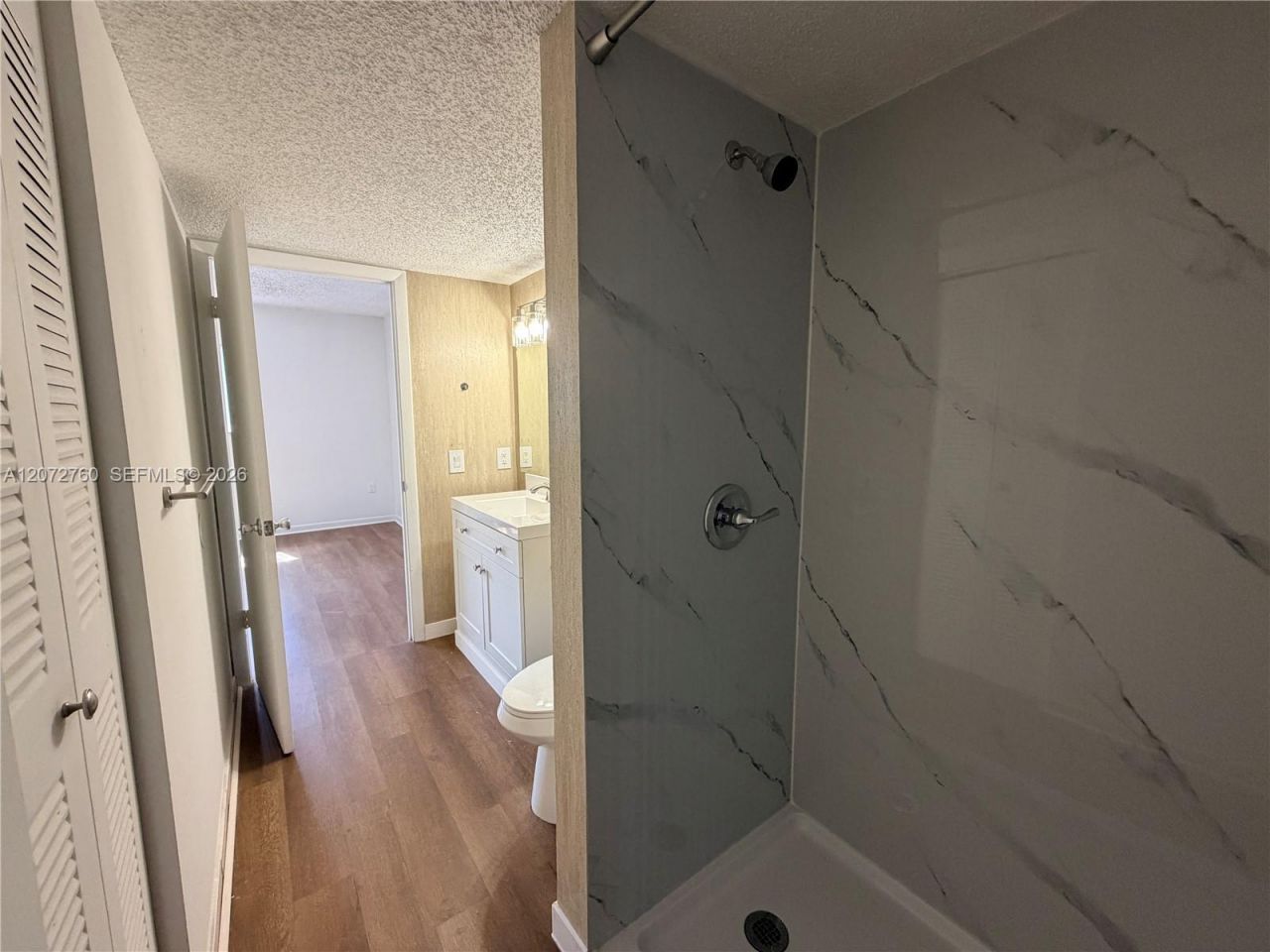 2710 W 76th St, Unit 206, Hialeah, FL 33016 Photo