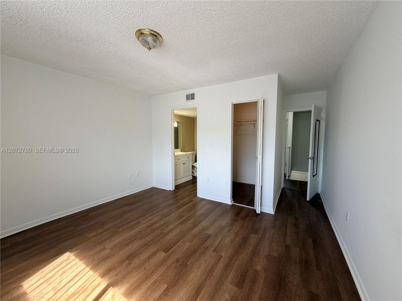2710 W 76th St, Unit 206, Hialeah, FL 33016 Photo