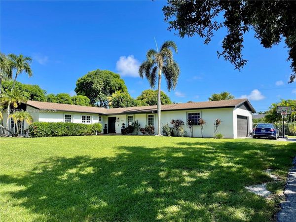 8522 SW 148th Ter , Palmetto Bay, FL 33158