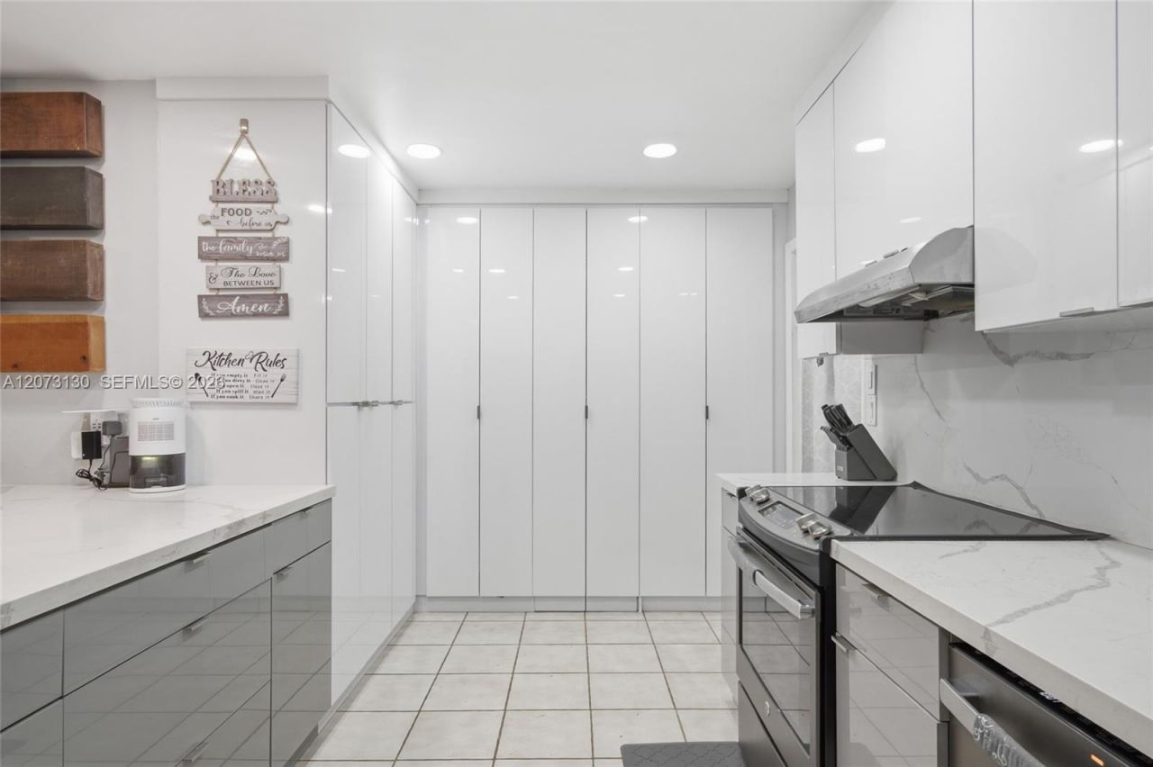 341 SW 54th Ave , Plantation, FL 33317 Photo