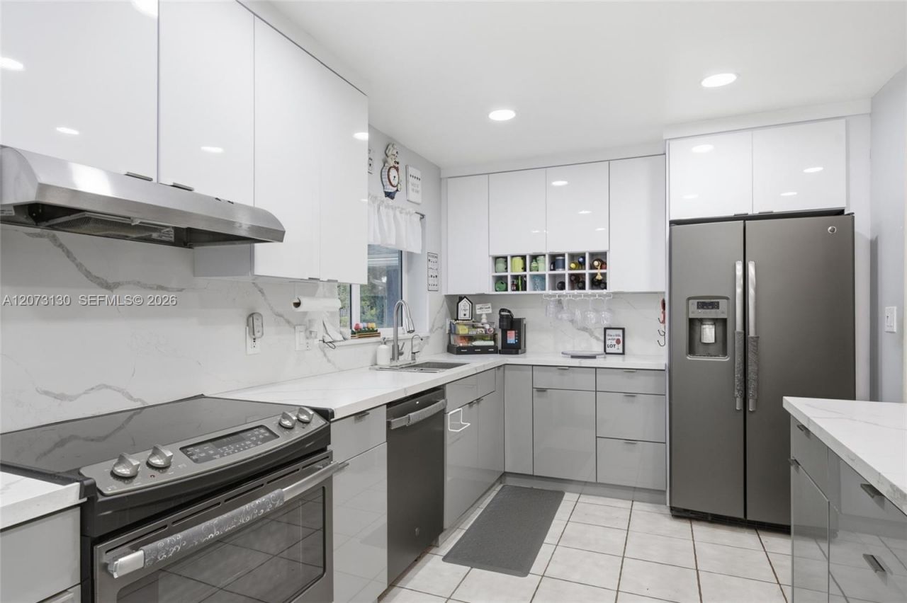 341 SW 54th Ave , Plantation, FL 33317 Photo
