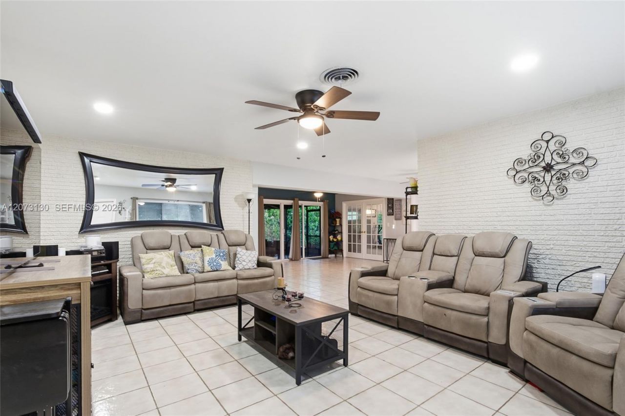 341 SW 54th Ave , Plantation, FL 33317 Photo