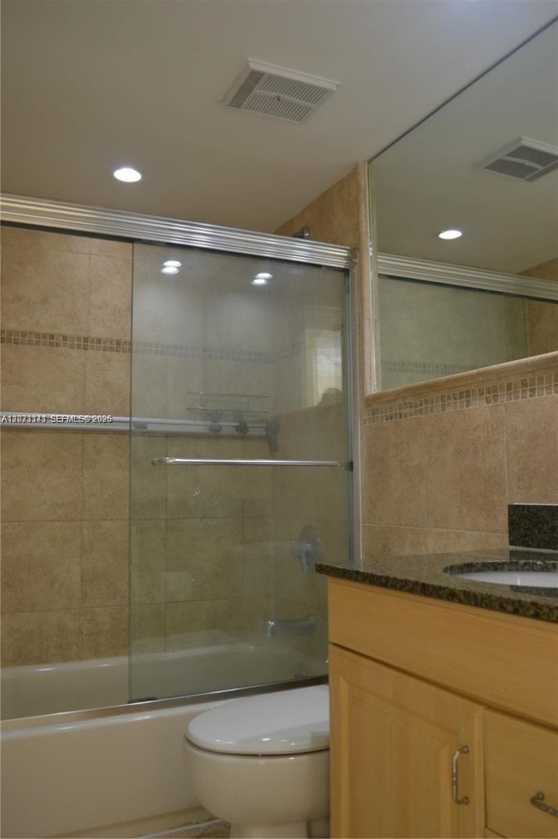 1720 NW N River Dr , Unit 602, Miami, FL 33125 Photo