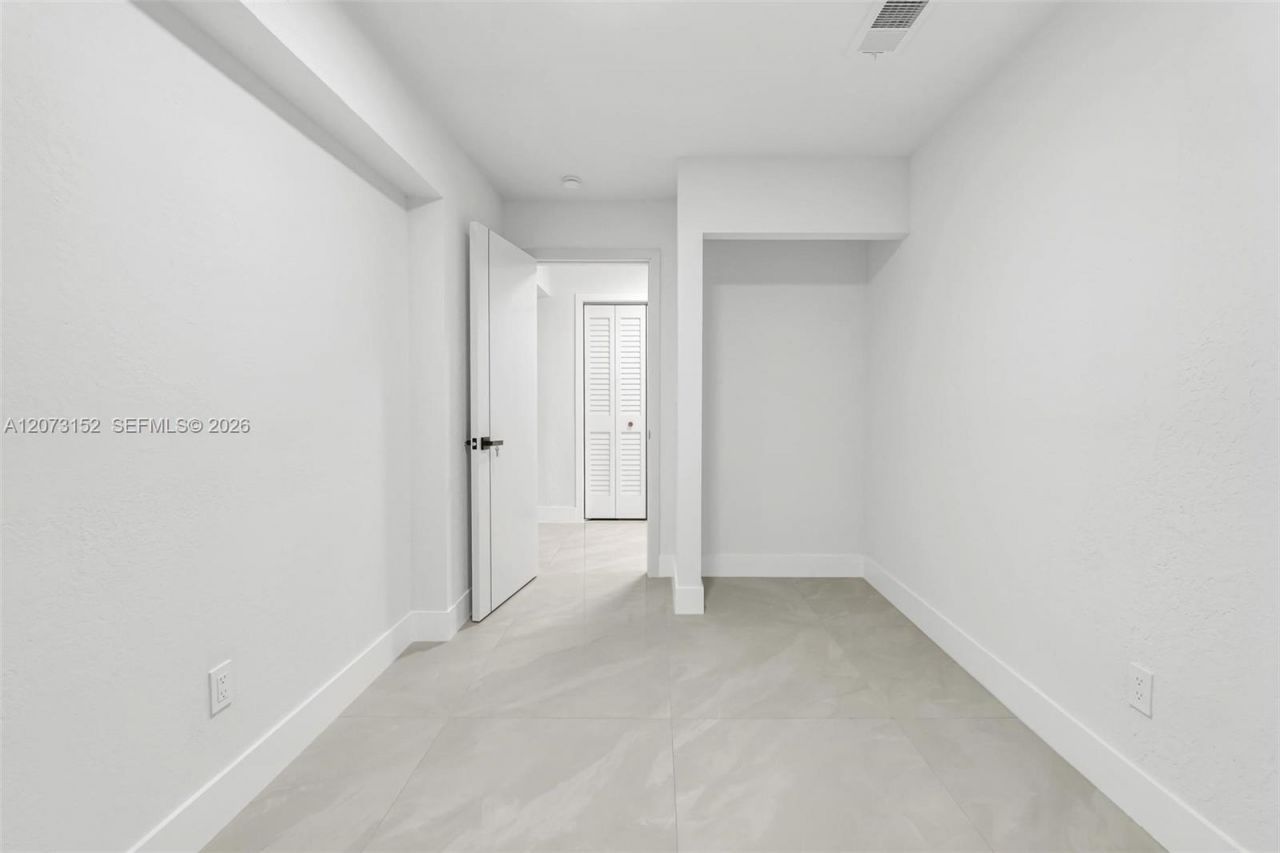 11815 SW 222nd St , Miami, FL 33170 Photo