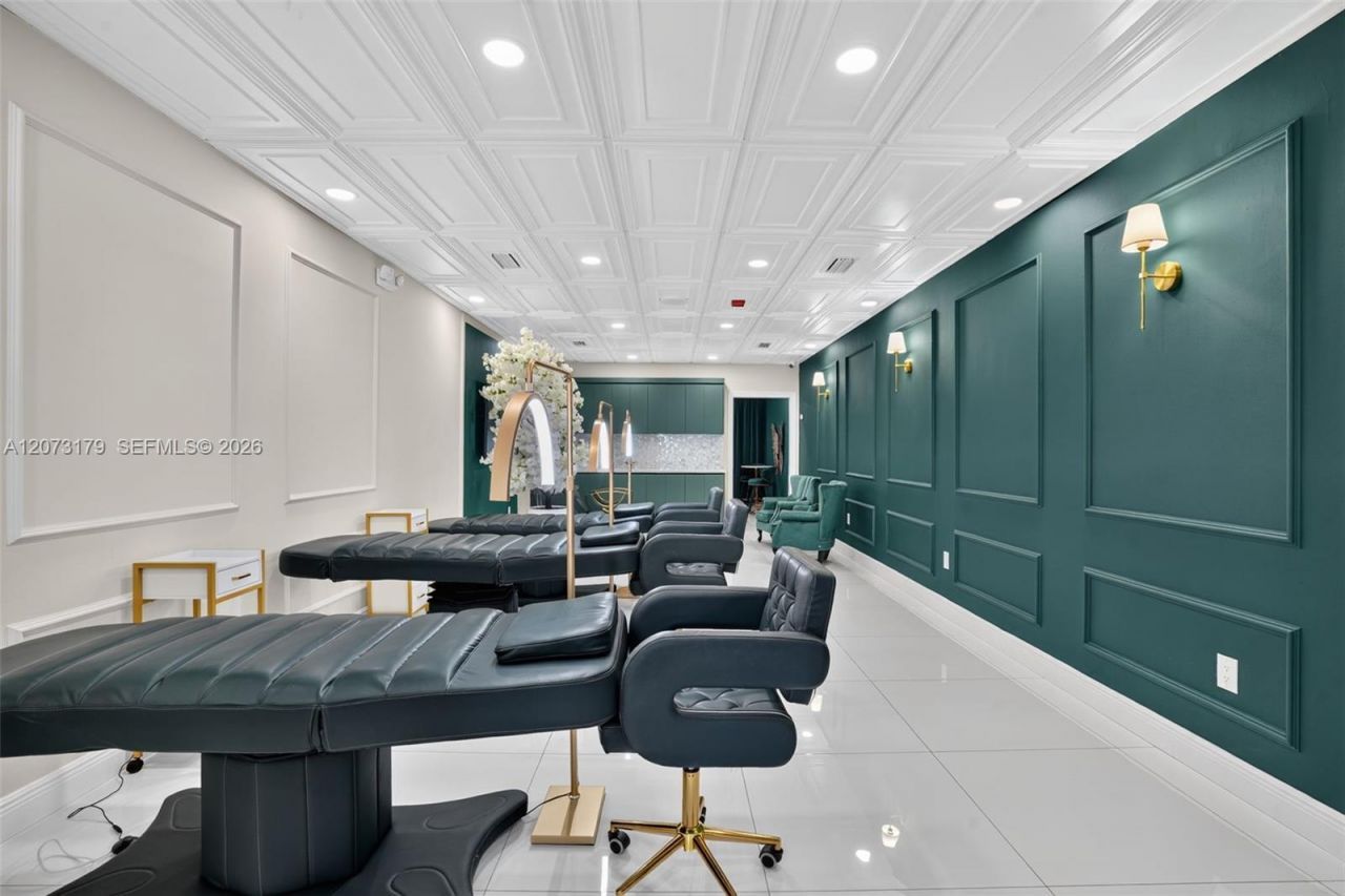Turnkey Permanent Makeup & Beauty Studio For Sale, Miami, FL 33165 Photo