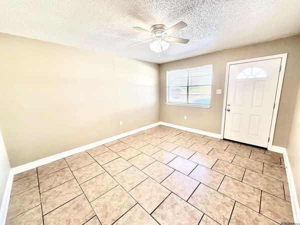 5277 Choctaw Rd, Unit #3, Brusly, LA 70719