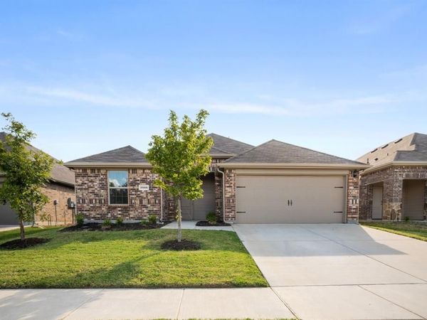 2909 Baldwin Lane, Ennis, TX 75119