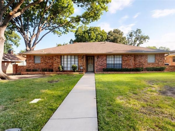 1543 Glenhill Lane, Lewisville, TX 75077