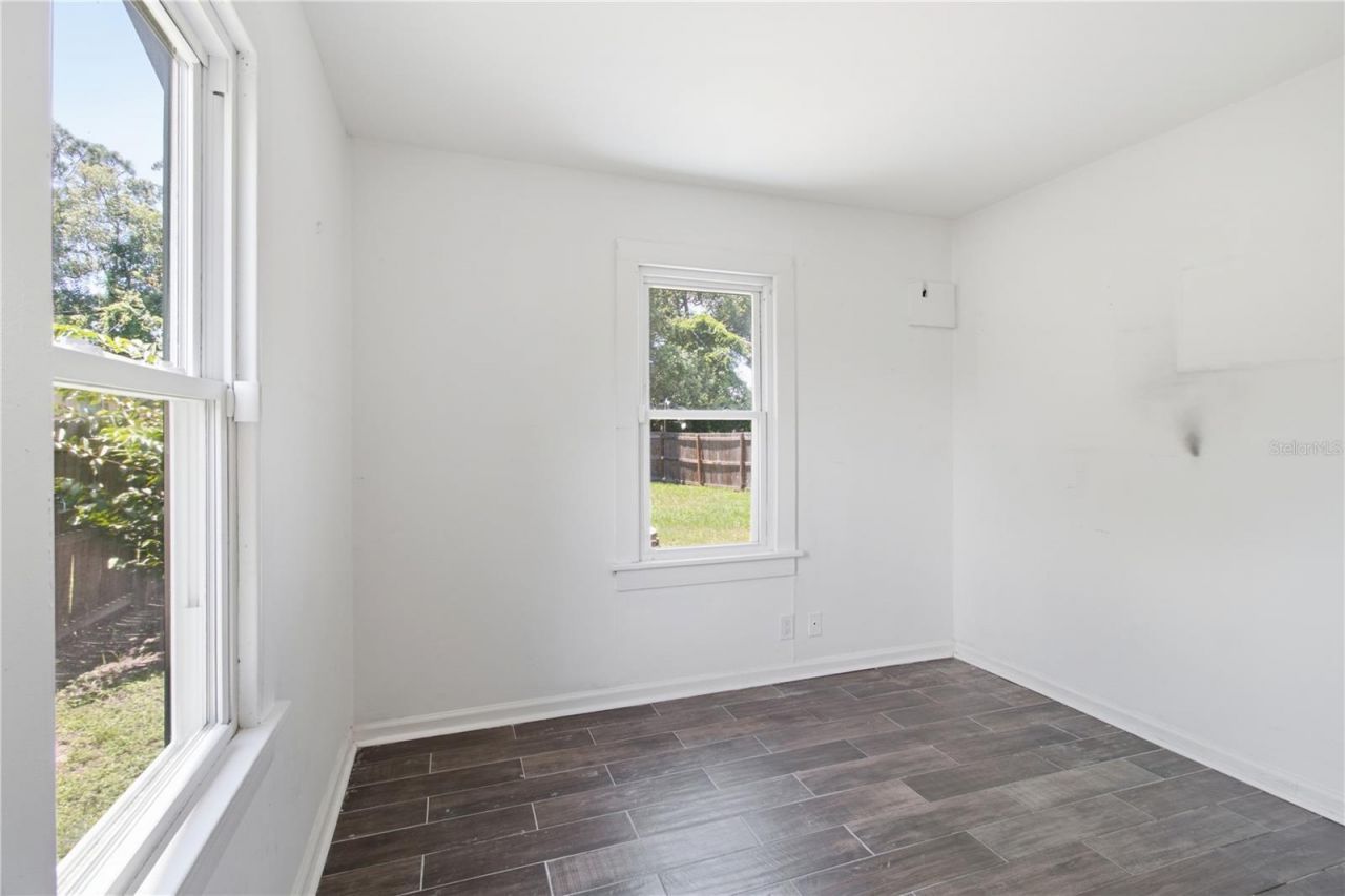 5552 Crissman Drive N, Saint Petersburg, FL 33714 Photo