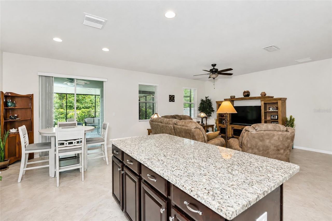 7711 110th Avenue E, Parrish, FL 34219 Photo
