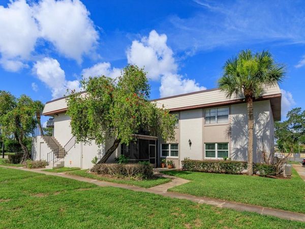 27 WINDTREE LANE , Unit 102, WINTER GARDEN, FL 34787
