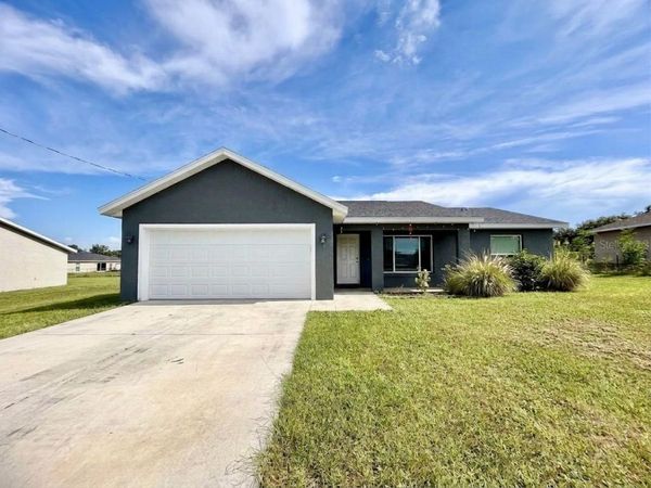 48 MAPLE DRIVE , OCKLAWAHA, FL 32179