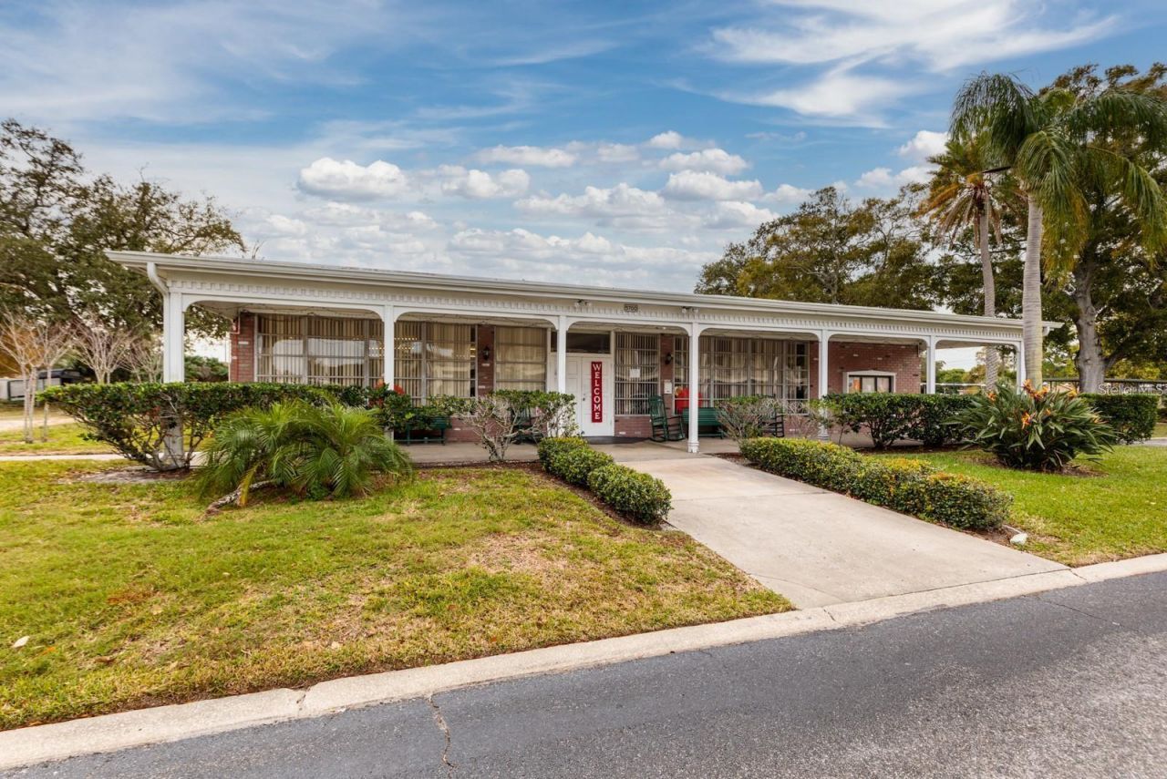 4032 57th Street N, Unit 166, Kenneth City, FL 33709 Photo