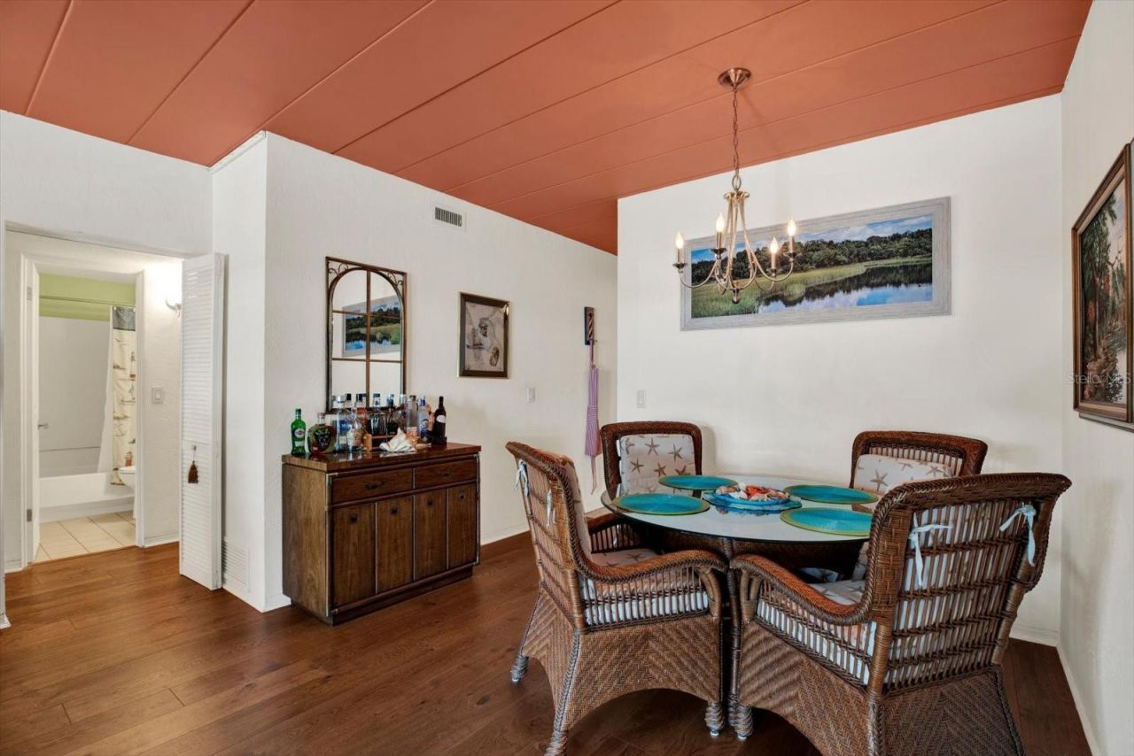 4032 57th Street N, Unit 166, Kenneth City, FL 33709 Photo