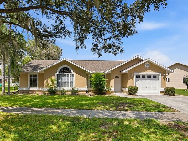 37117 FOXRUN PLACE , ZEPHYRHILLS, FL 33542