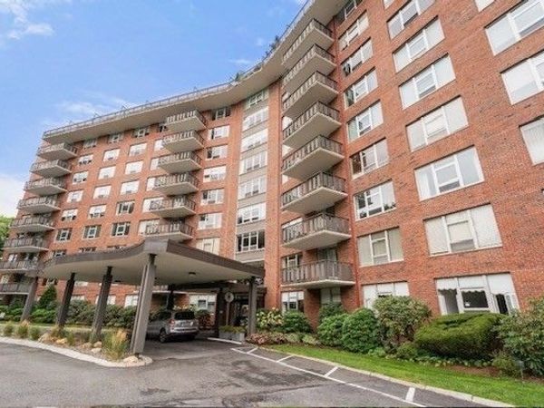 280 Boylston, Unit 213, Newton, MA 02467