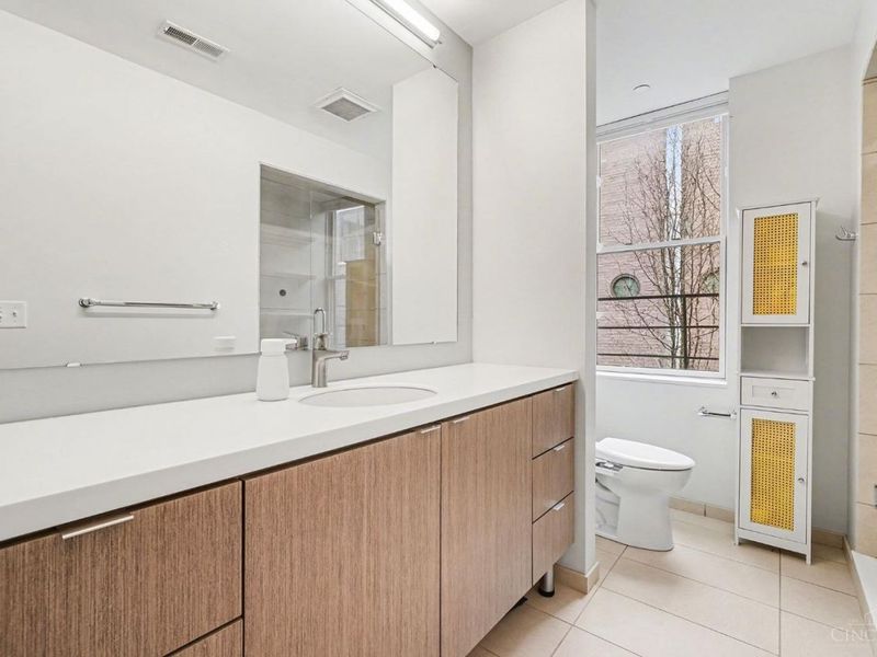 122 W Fifteenth Street, Unit 223, Cincinnati, OH 45202 Photo 5