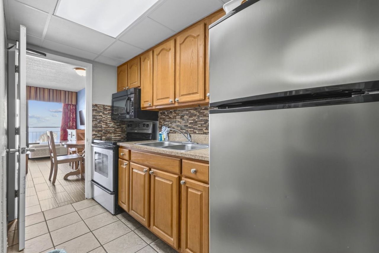 6804 N Ocean Blvd. Photo 12