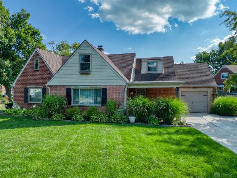 900 Devonshire Road, Dayton, OH 45419 Photo 1