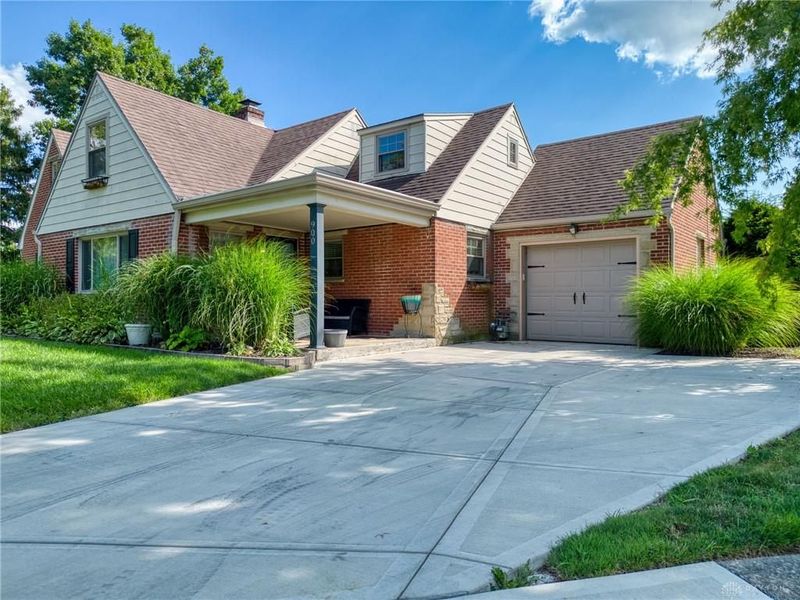 900 Devonshire Road, Dayton, OH 45419 Photo 2