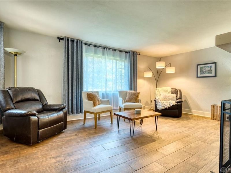 900 Devonshire Road, Dayton, OH 45419 Photo 6