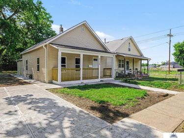 4120 N 28 Street, Omaha, NE 68111