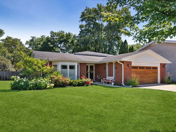 6833 N Concord Lane , Niles, IL 60714