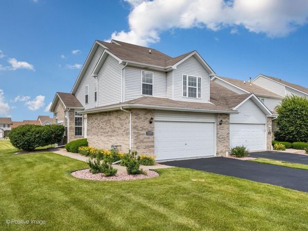 5324 Crosswind Drive , Richton Park, IL 60471