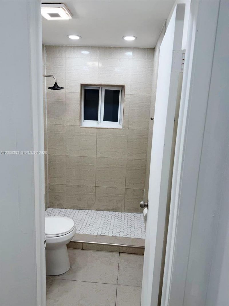 716 SW 11th Ave , Unit B, Homestead, FL 33030 Photo