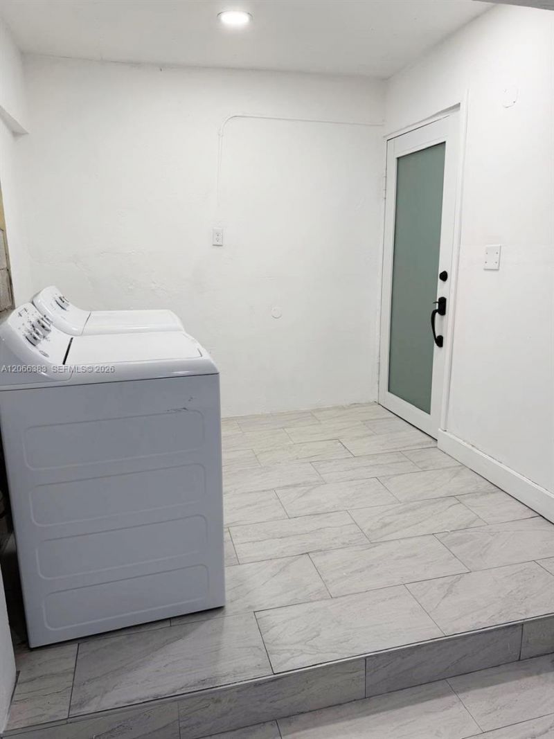 716 SW 11th Ave , Unit B, Homestead, FL 33030 Photo
