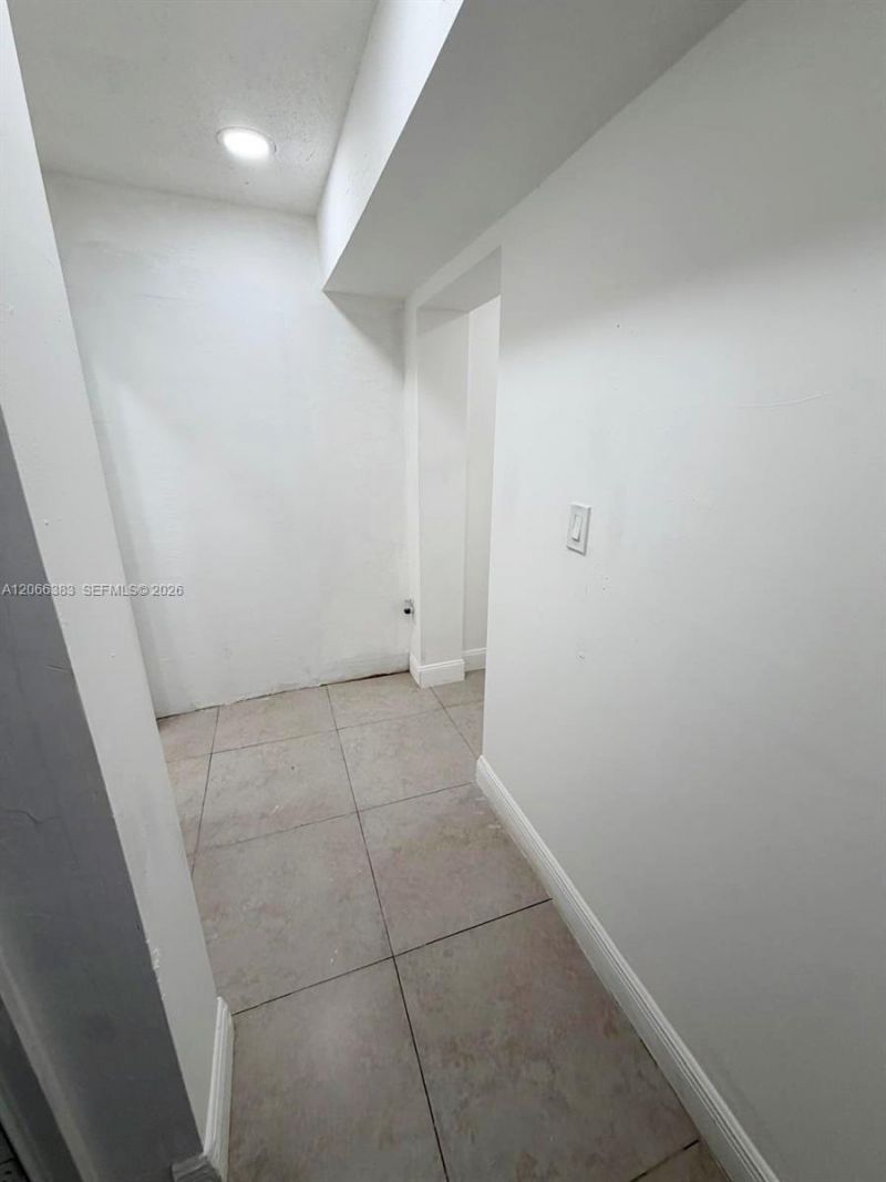 716 SW 11th Ave , Unit B, Homestead, FL 33030 Photo