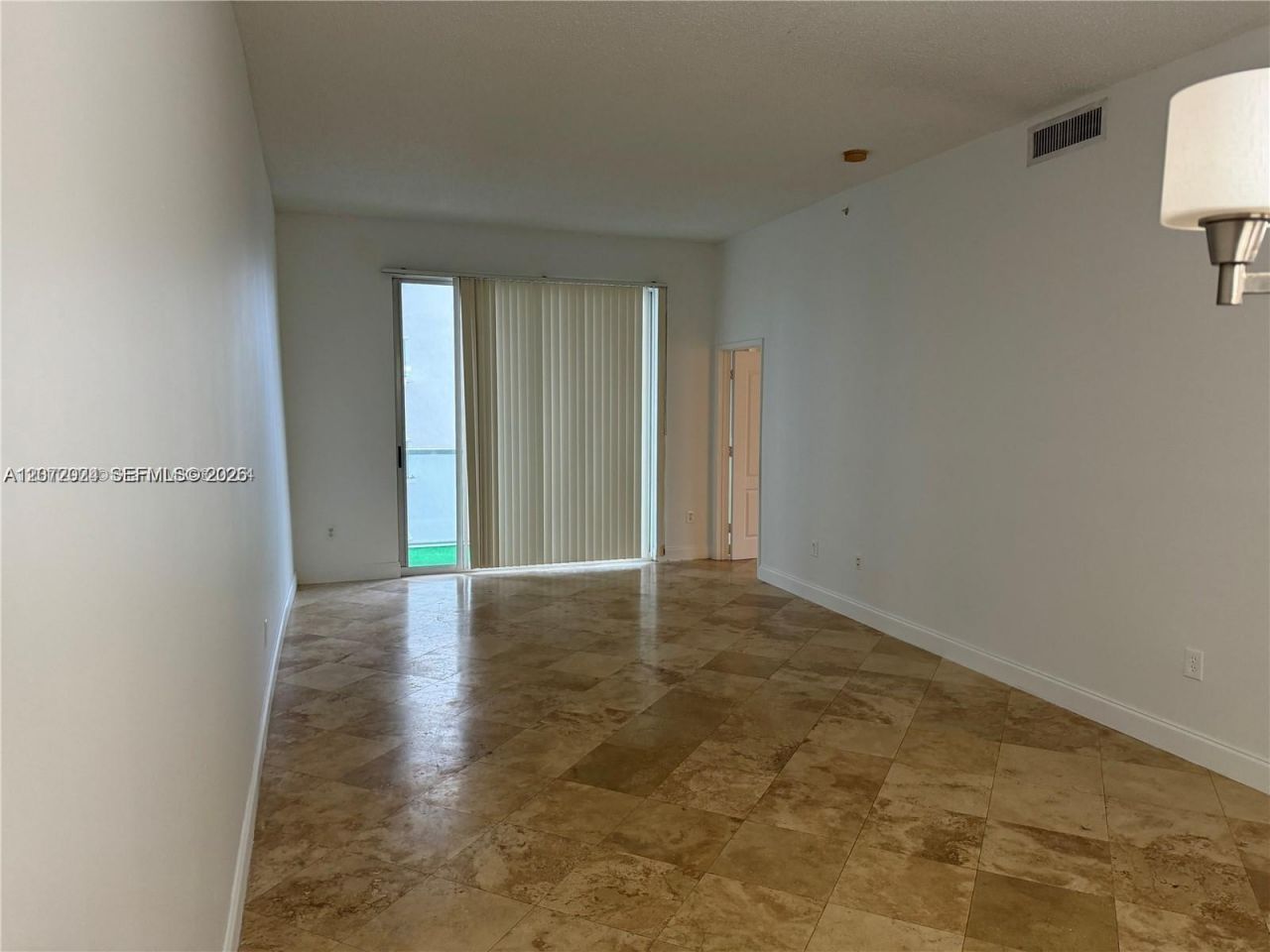 5091 NW 7th St , Unit 615, Miami, FL 33126 Photo