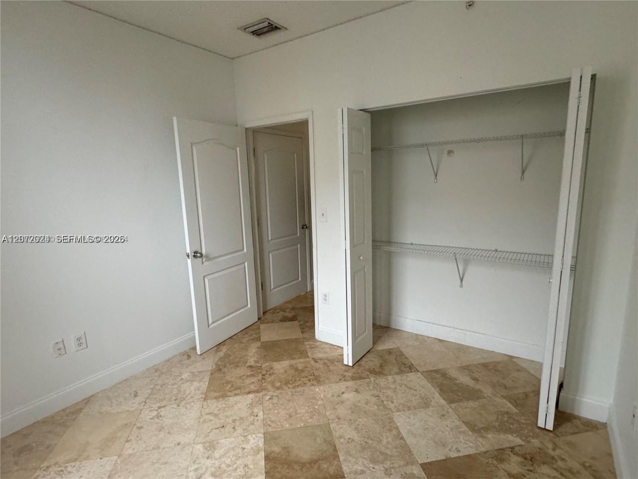 5091 NW 7th St , Unit 615, Miami, FL 33126 Photo