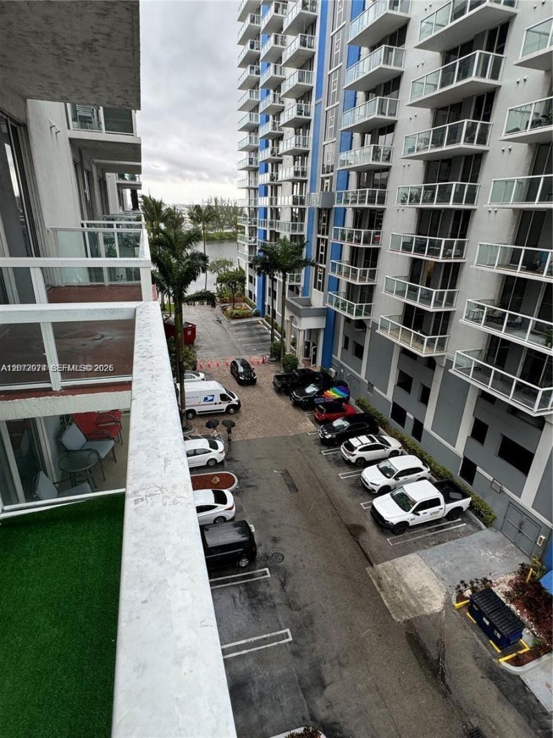 5091 NW 7th St , Unit 615, Miami, FL 33126 Photo