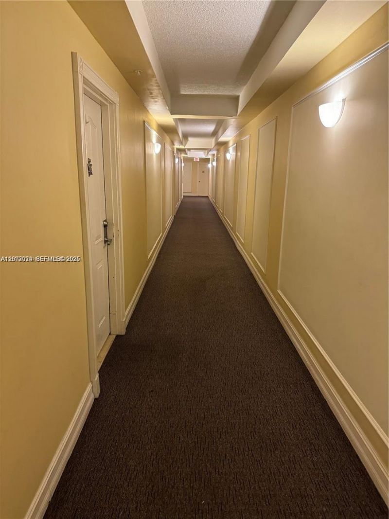5091 NW 7th St , Unit 615, Miami, FL 33126 Photo
