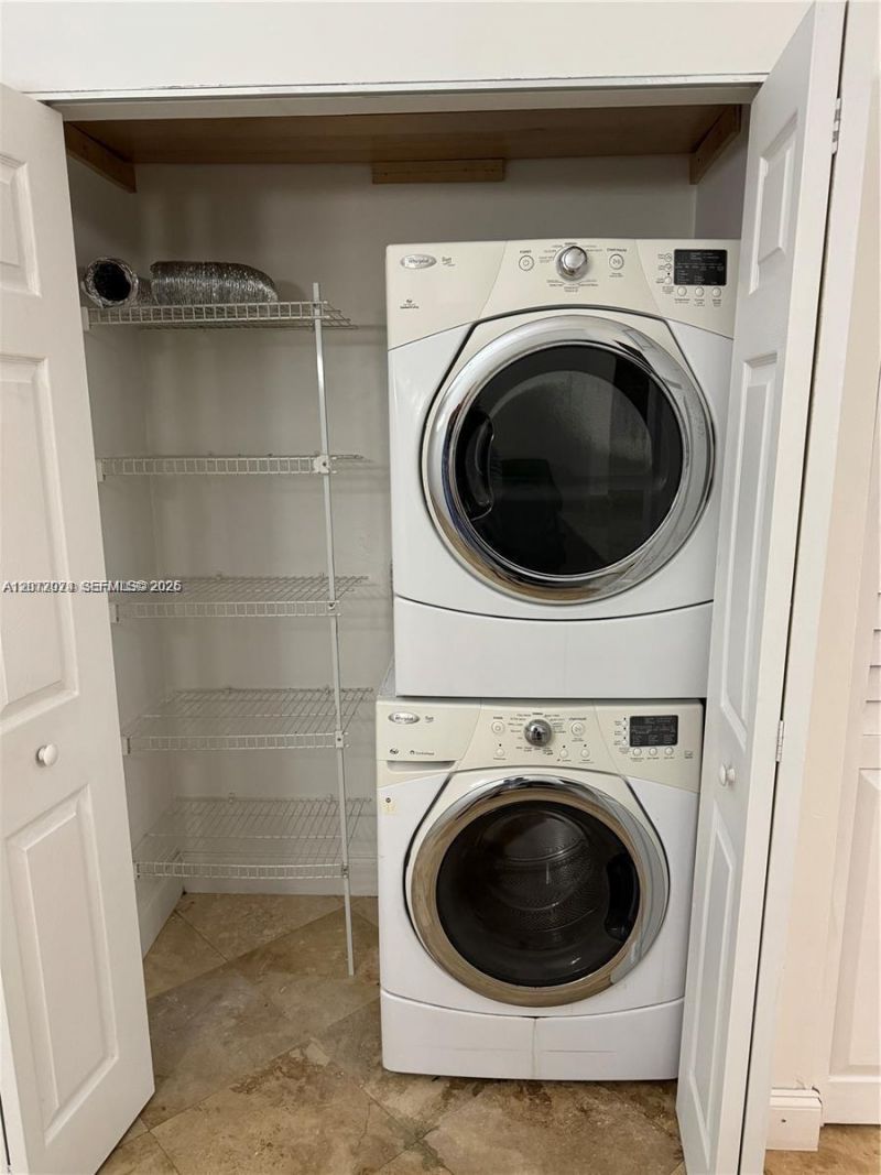 5091 NW 7th St , Unit 615, Miami, FL 33126 Photo