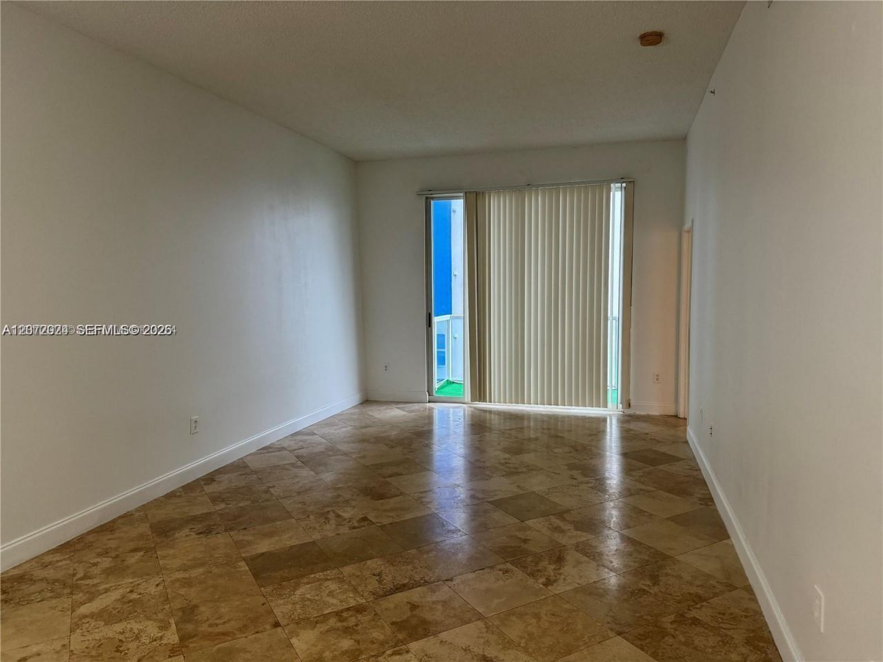 5091 NW 7th St , Unit 615, Miami, FL 33126 Photo
