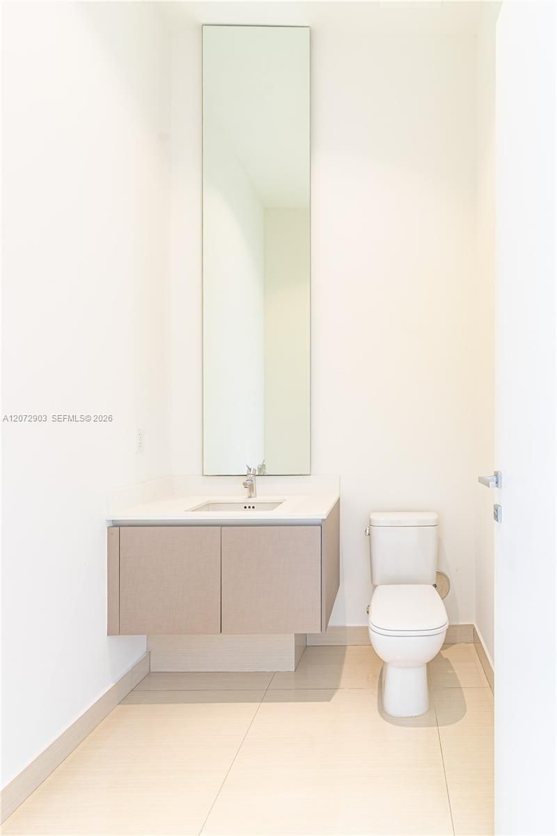 3250 NE 188th St , Unit 101, Aventura, FL 33180 Photo