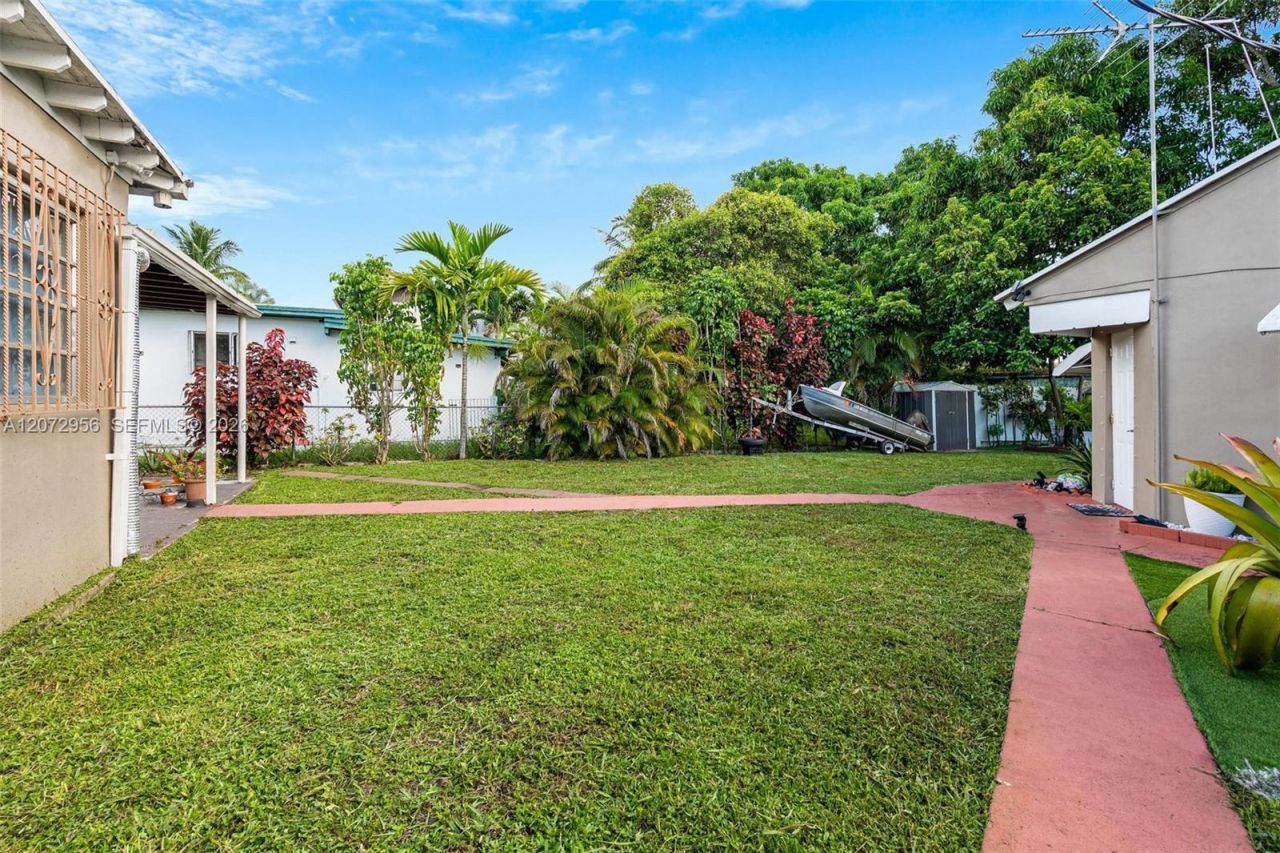 2364 SW 14th St , Miami, FL 33145 Photo