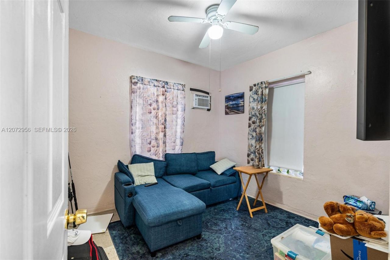 2364 SW 14th St , Miami, FL 33145 Photo