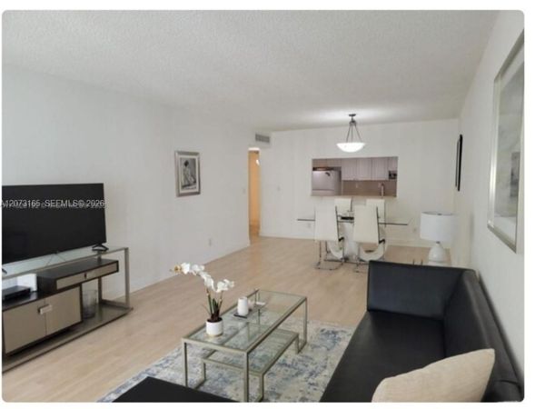 19390 Collins Ave , Unit 1004, Sunny Isles Beach, FL 33160
