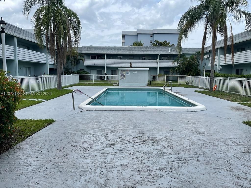 4251 NW 5th St , Unit 112, Plantation, FL 33317 Photo