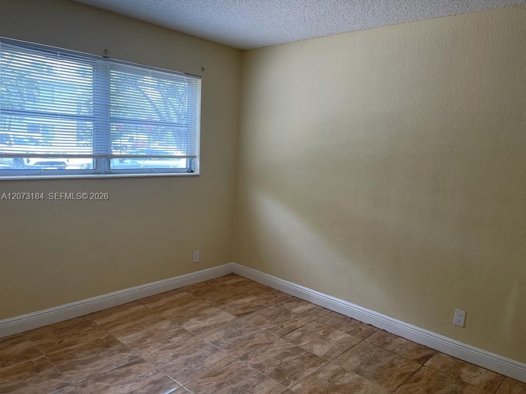 4251 NW 5th St , Unit 112, Plantation, FL 33317 Photo